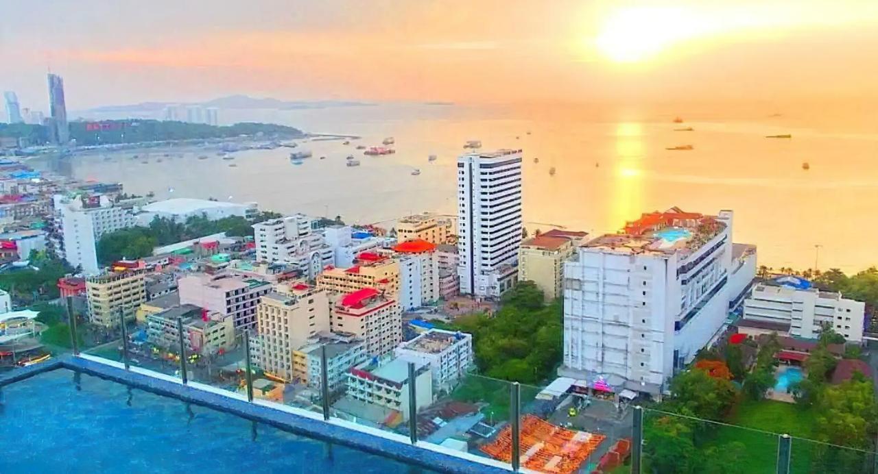Appartamento Great Location With Infinity Pool - Central Pattaya Esterno foto