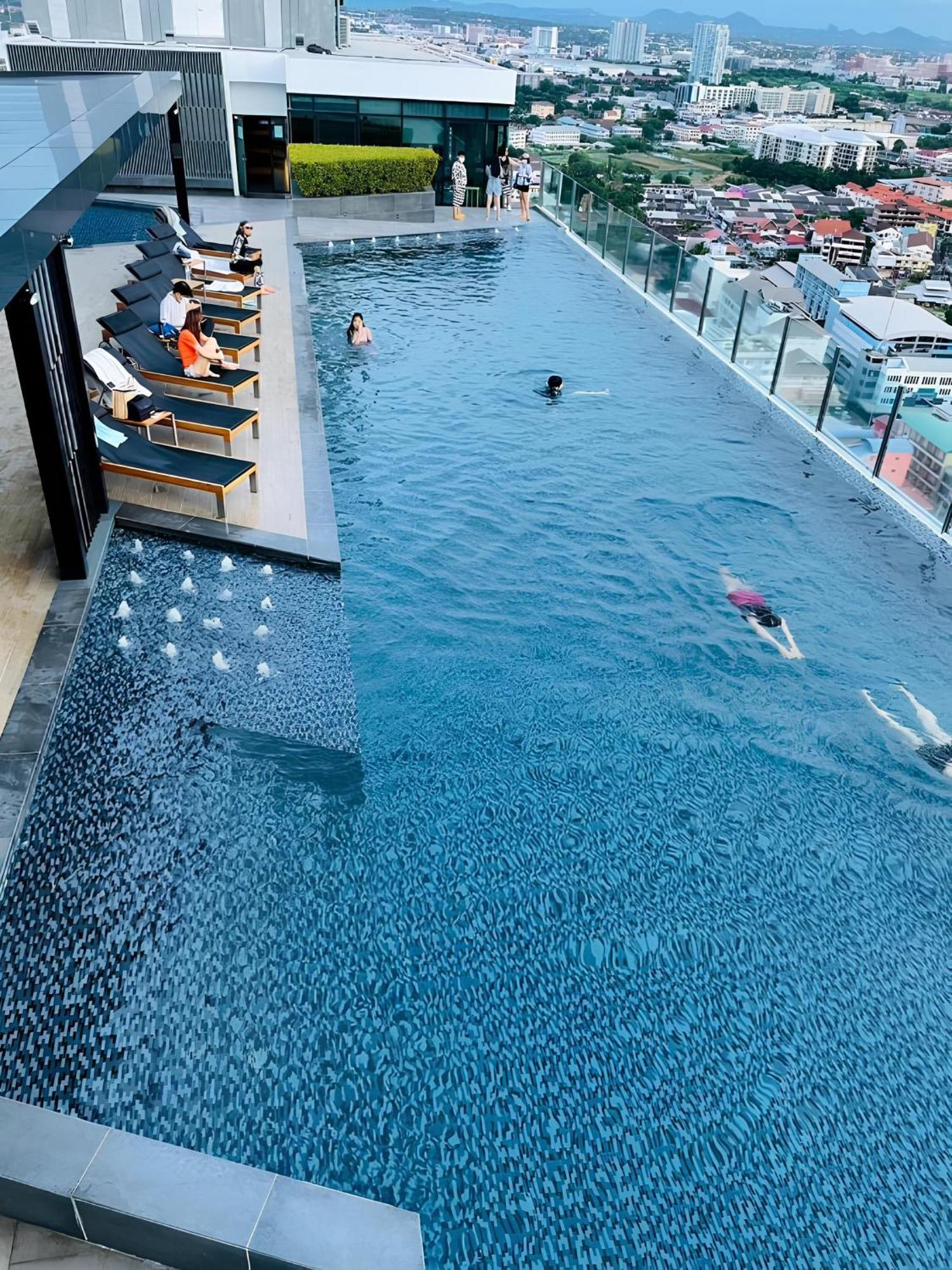 Appartamento Great Location With Infinity Pool - Central Pattaya Esterno foto